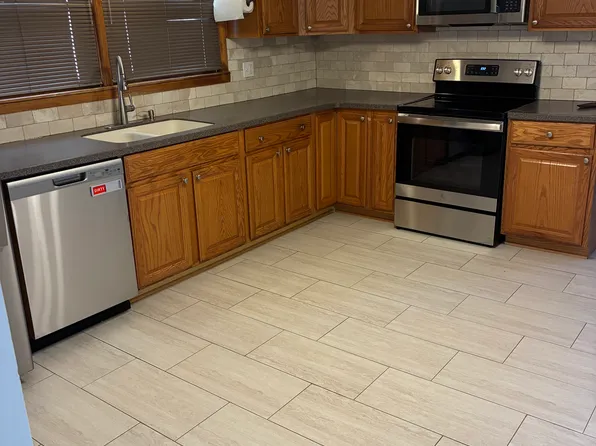 5851 N Washtenaw Ave #2, Chicago, IL 60659