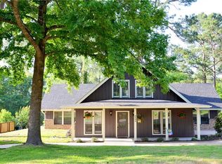 223 Canyon Dr, Hideaway, TX 75771