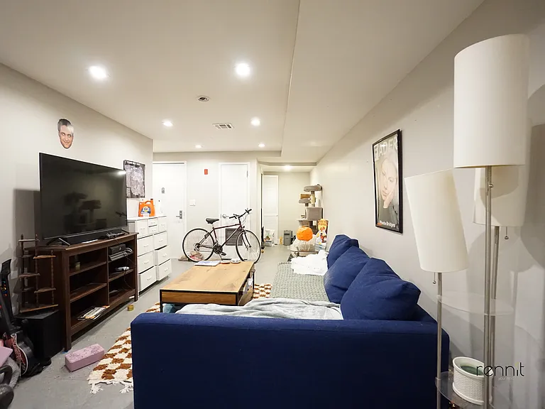 700 Hancock St #1L — Photo 16