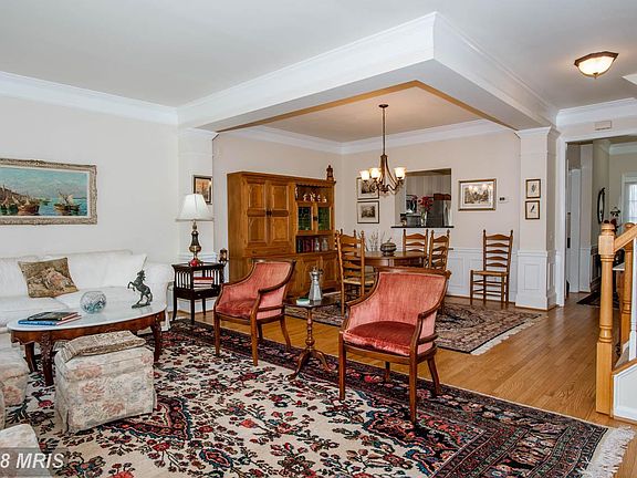 3rd image of 7721 Mary Beth Way