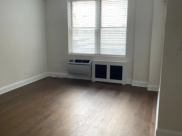 31-85 Crescent Street image 8 of 8