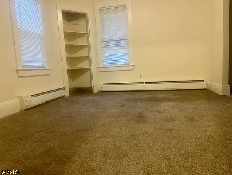 1 bed, 1.0 bath, $1,595 — Photo 2