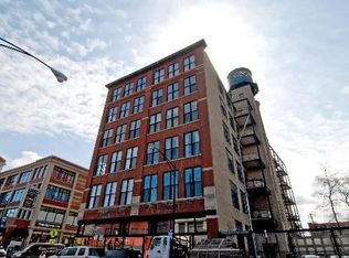 1872 N Clybourn Ave APT 302, Chicago, IL 60614