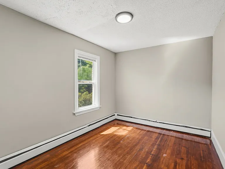 134 Rathbun St #4 — Photo 11