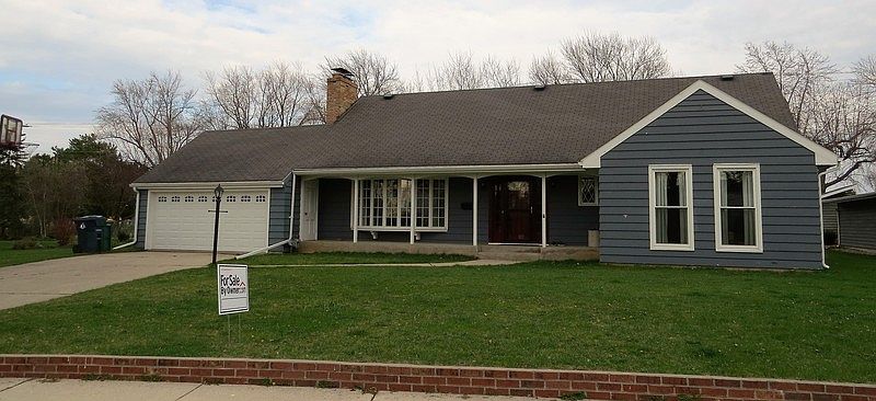1st image of 117 Wakawn Ave
