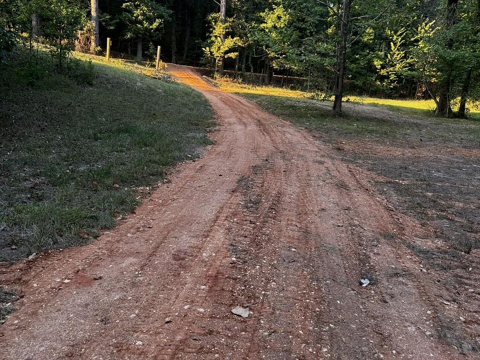 1st image of 271 Christian College Rd