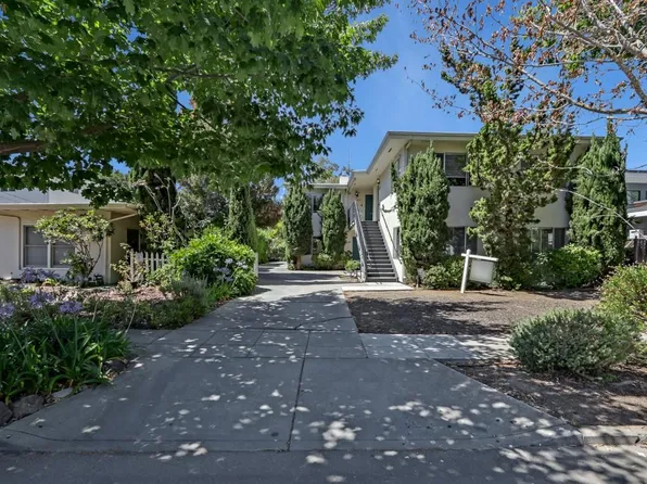 2110 Williams St, Palo Alto, CA 94306