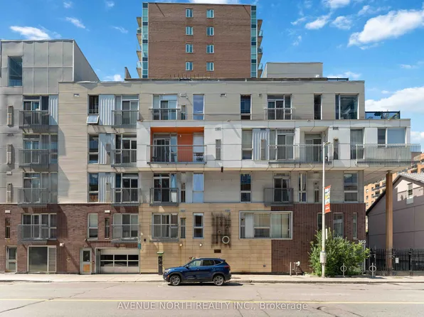 360 Cumberland St #201, Ottawa, ON K1N 0B1