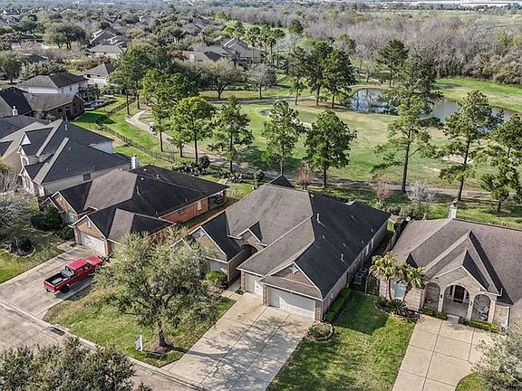 3rd image of 3603 E Cedar Hollow Dr