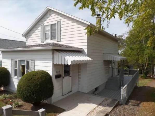128 N Main St, Mountain Top, PA 18707