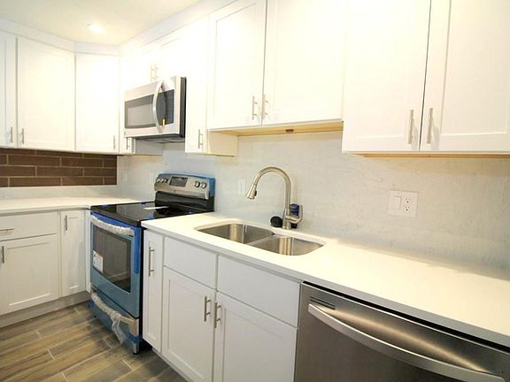 3rd image of 115 W Squantum St APT 608