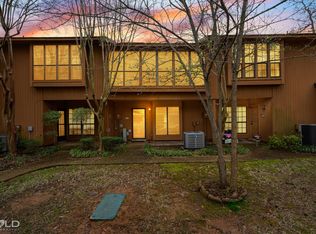 3542 Eastlake Dr, Shreveport, LA 71105