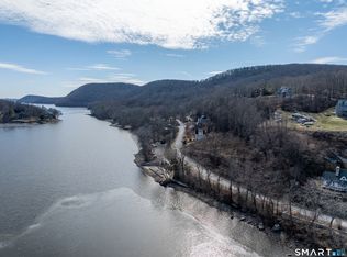 Candlewood Shore, New Milford, CT