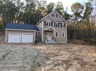 169 Hartford Ave W, Uxbridge, MA 01569