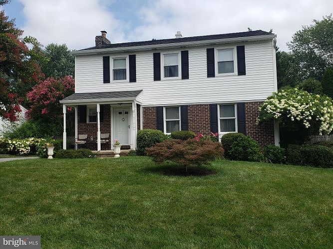 1st image of 501 Hemingway Dr
