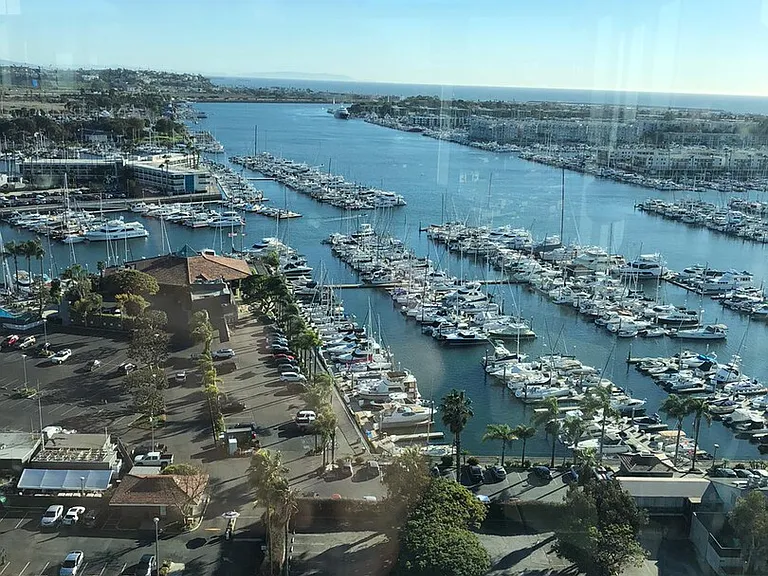 Marina Pointe Dr — Photo 15