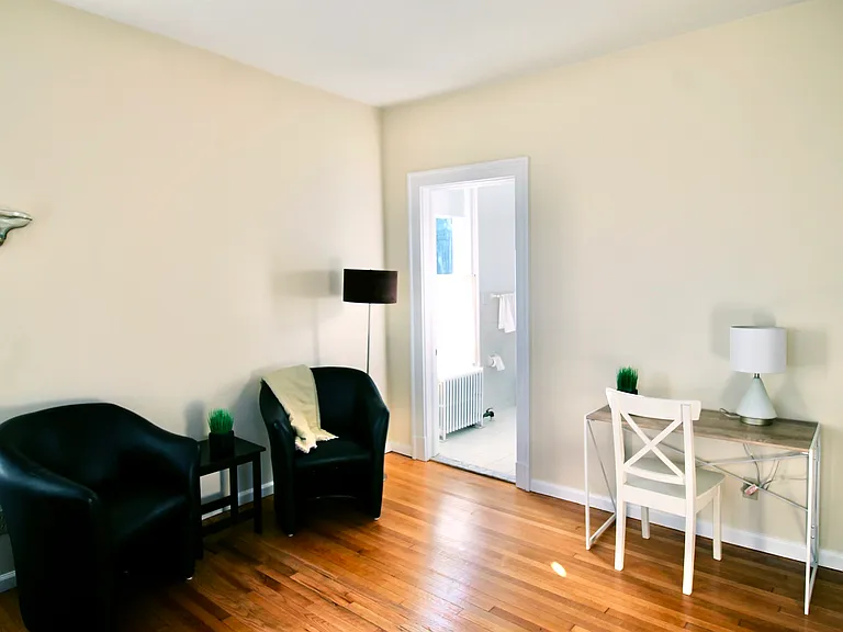 39 N Mountain Ave #5 — Photo 16
