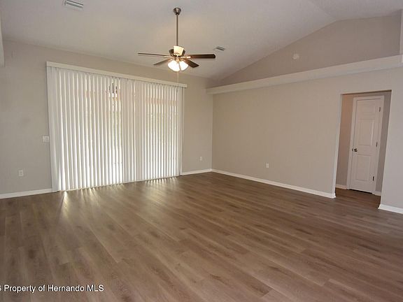 4th image of 2339 Renton Ln