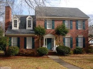 5600 Boxborough Ct, Greensboro, NC 27407