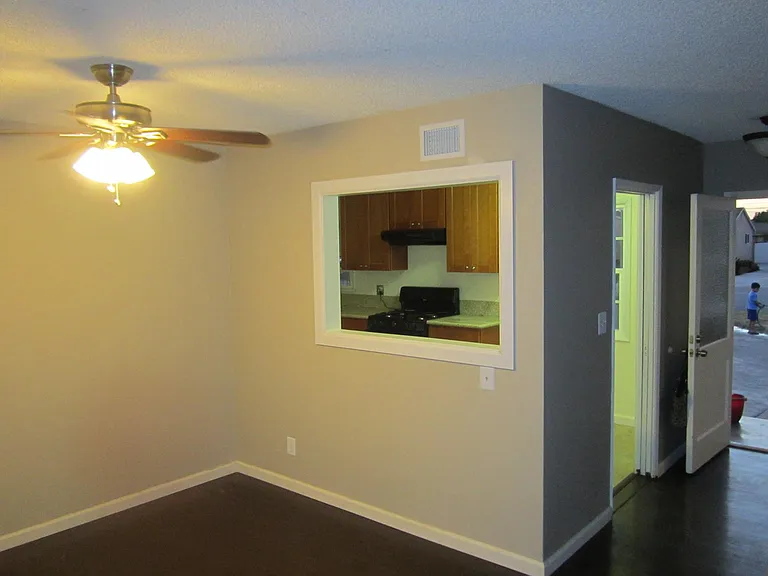 610 S Saint Malo St — Photo 6