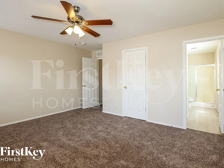 15552 W Port Au Prince Ln — Photo 10
