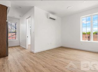 1691 Carroll St #3B, Brooklyn, NY 11213