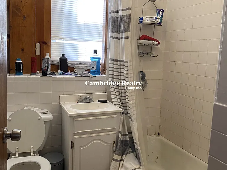 40 Jay St #T — Photo 11