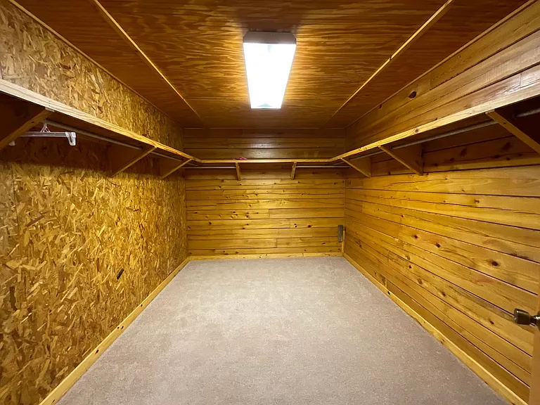 103 Beach Dr — Photo 12