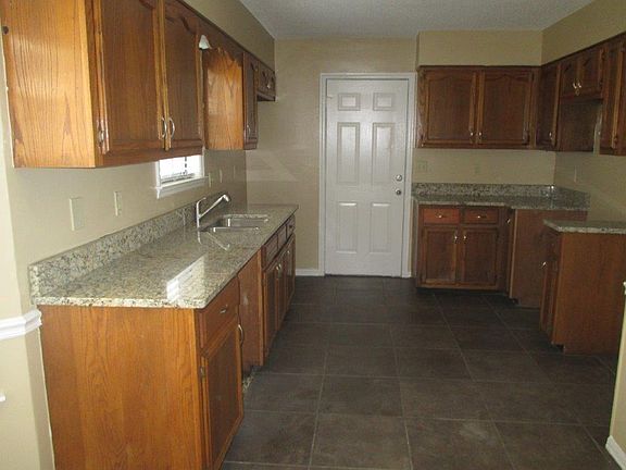 4th image of 2540 Clydes Place Cv