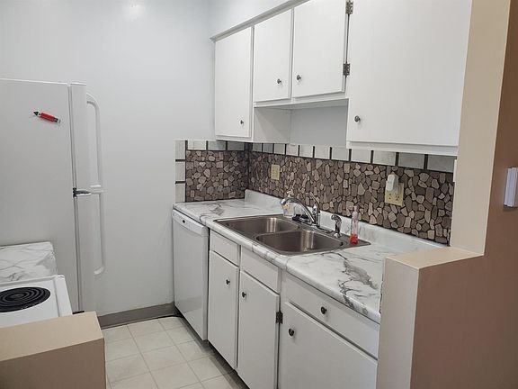 5th image of 4525 Bonita Dr APT 10