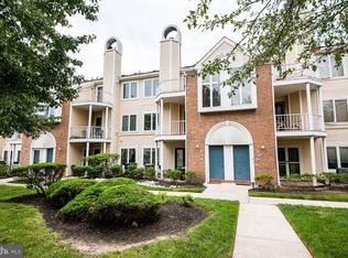 134 Pamela Ct, Levittown, PA 19057
