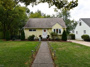 43 Chestnut St, Belleville, NJ 07109