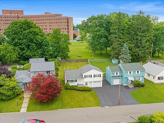 2nd image of 6 Summit Ave