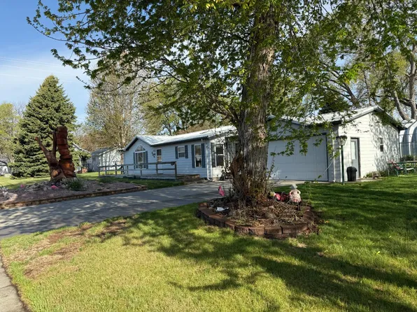 601 Court St, Thedford, NE 69166