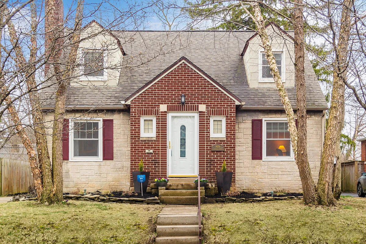 1436 Linwood Ave photo 1
