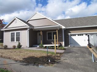 22 Tanager Ln #10, Cape Elizabeth, ME 04107