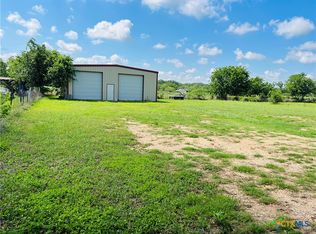 537 Longhorn Trl, Seguin, TX 78155