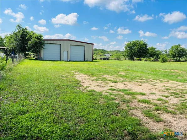537 Longhorn Trl, Seguin, TX 78155