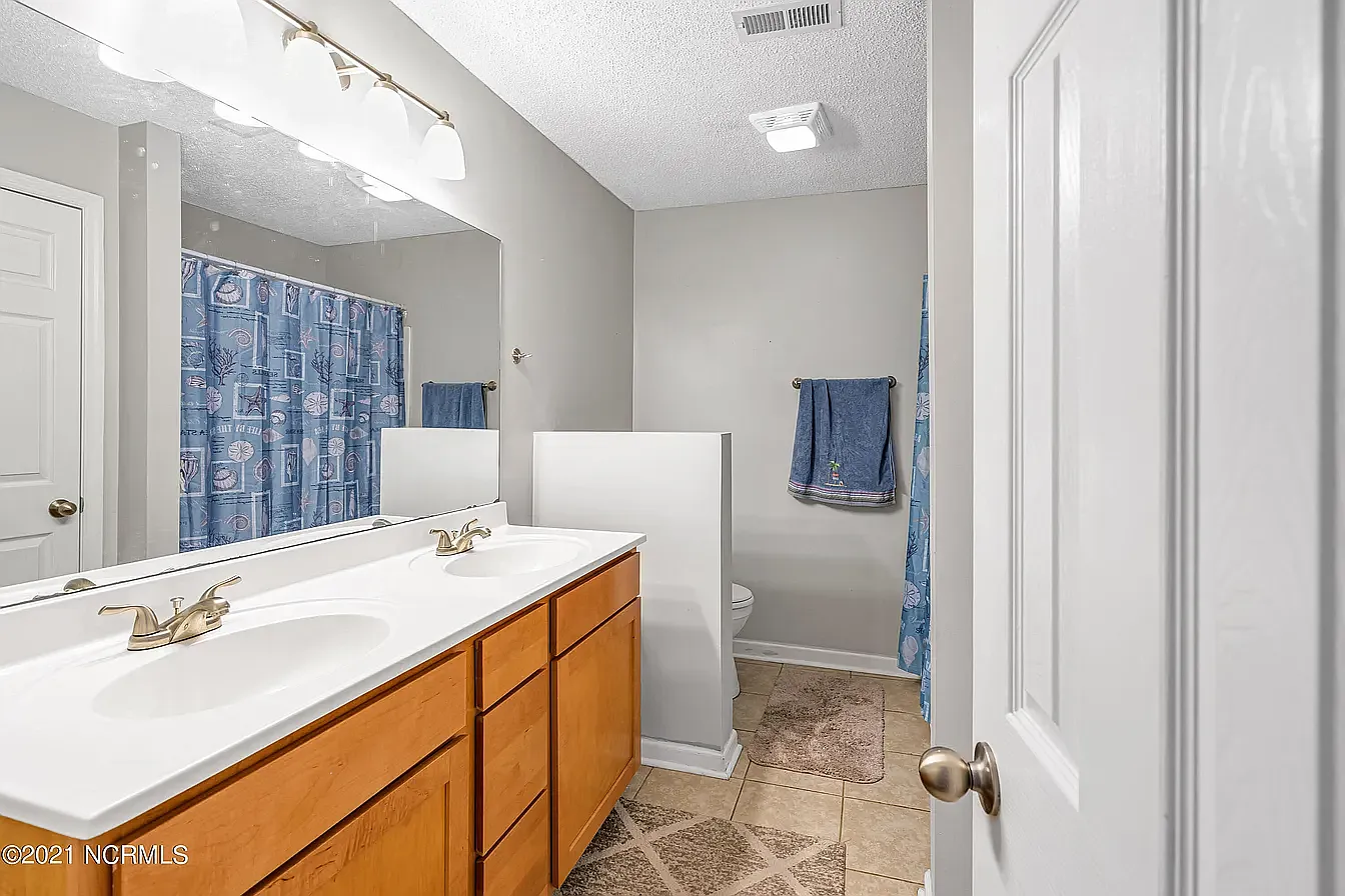 3 bed, 1260 sqft, $1,700 — Photo 4