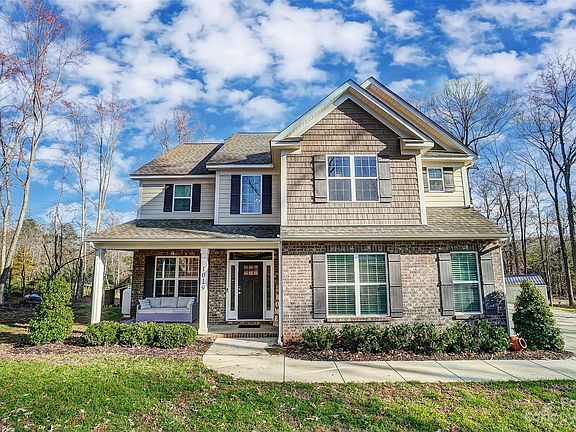 3rd image of 1019 Williamston Dr