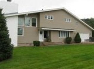 1340 Pershing Rd, Hastings, NE 68901