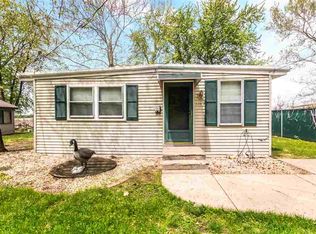 11001 Maple Island Rd, Manito, IL 61546