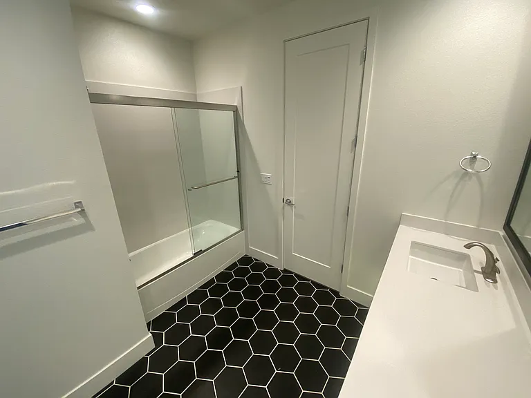 2055 Starling Ln #2055 — Photo 13