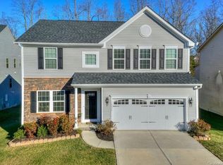16824 Silversword Dr, Charlotte, NC 28213
