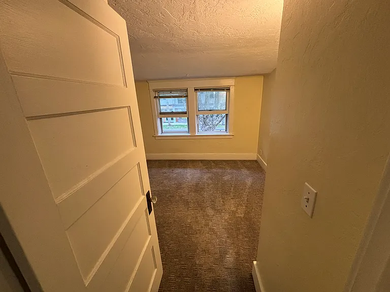1605 Pearl St #4 — Photo 8