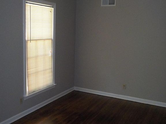 5th image of 5121 Patrick Henry Dr