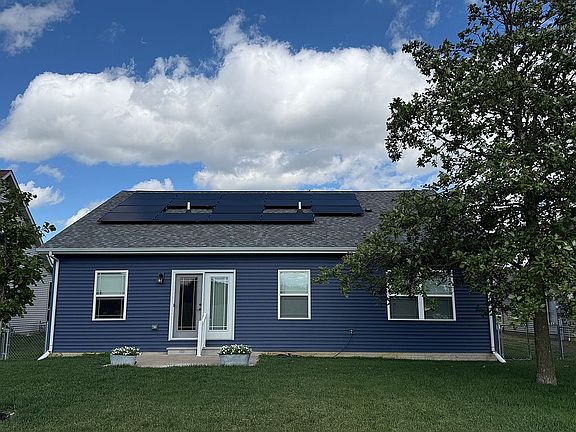 2nd image of 504 Cottonwood Cir