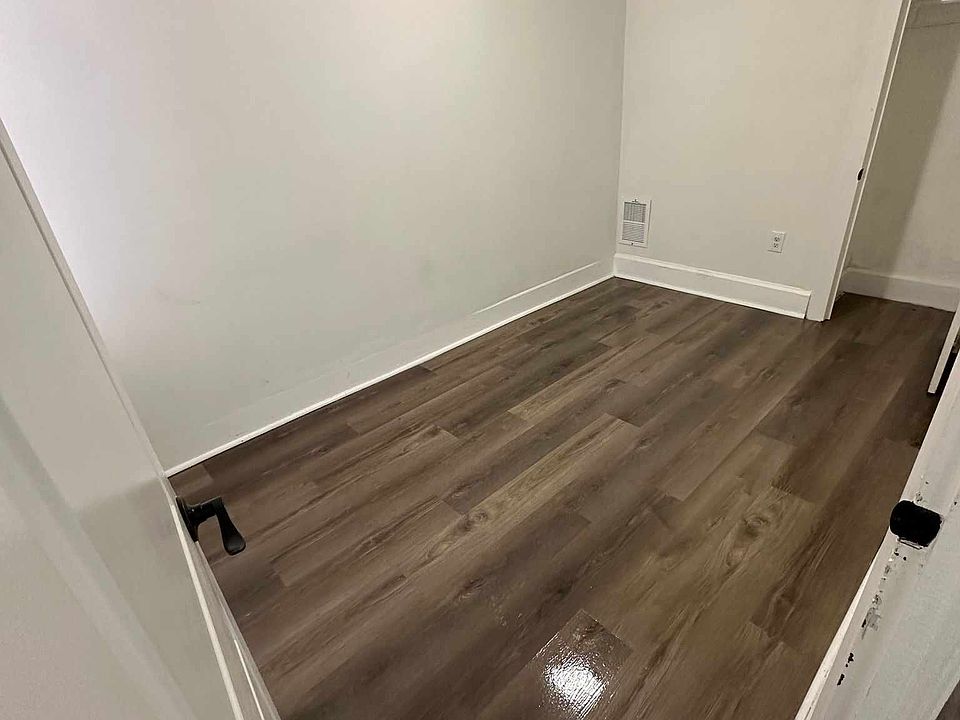 2nd image of 79 Disbrow St