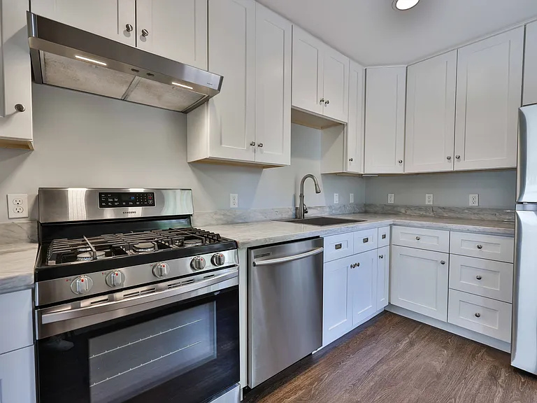 5036 Raymond Pl — Photo 24