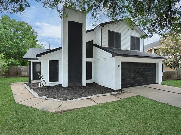 2nd image of 11042 Landsbury Cir